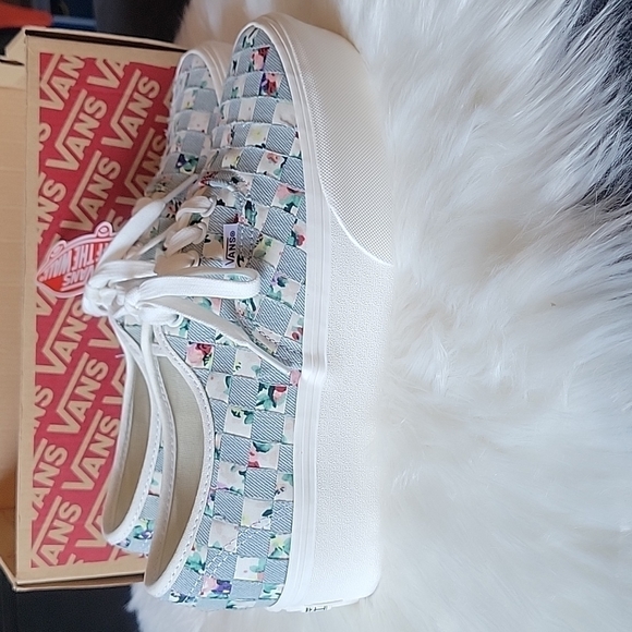 Vans Shoes - VANS Authentic Stackform Woven - Floral/Denim